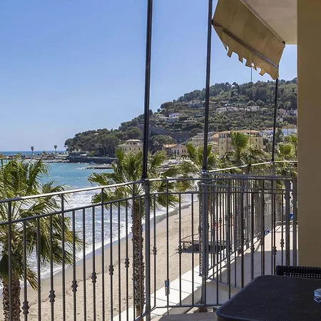 B&B Hotel Diano Marina Palace-2